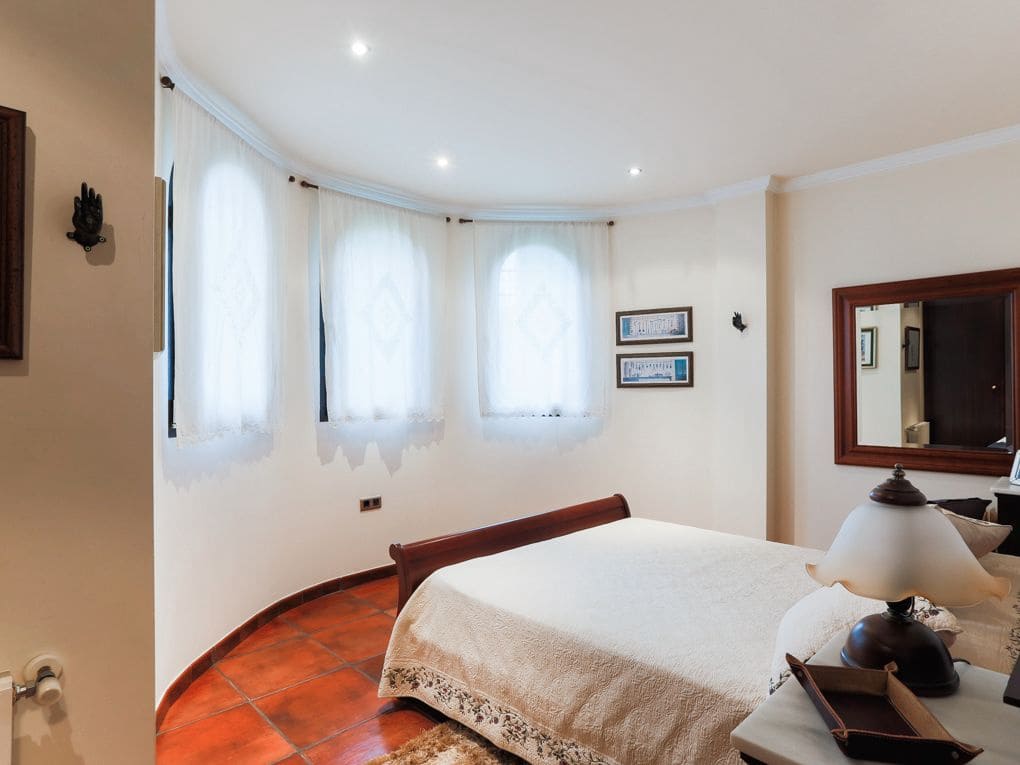 Chalet de 6 habitaciones en Puçol en venta con piscina garaje - 1.200.000 € (Ref: 9080351)
