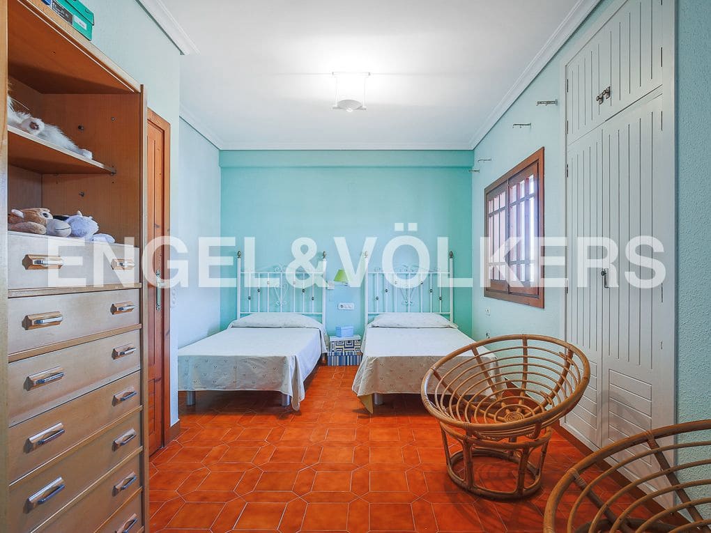 4 Zimmer Villa zu verkaufen in Canet d'En Berenguer mit Pool Garage - 750.000 € (Ref: 9080354)