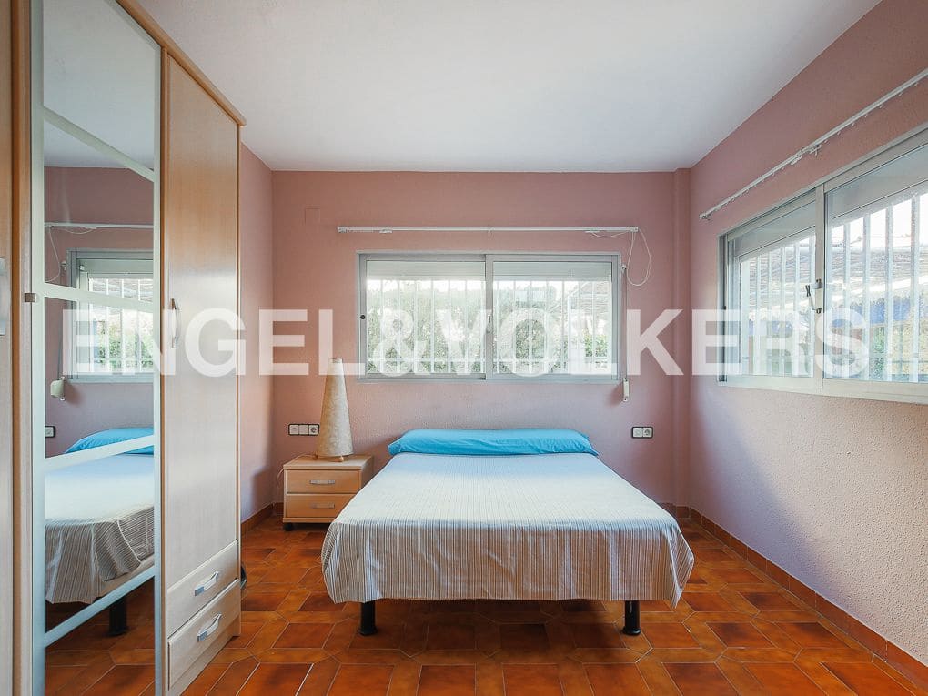 4 Zimmer Villa zu verkaufen in Canet d'En Berenguer mit Pool Garage - 750.000 € (Ref: 9080354)