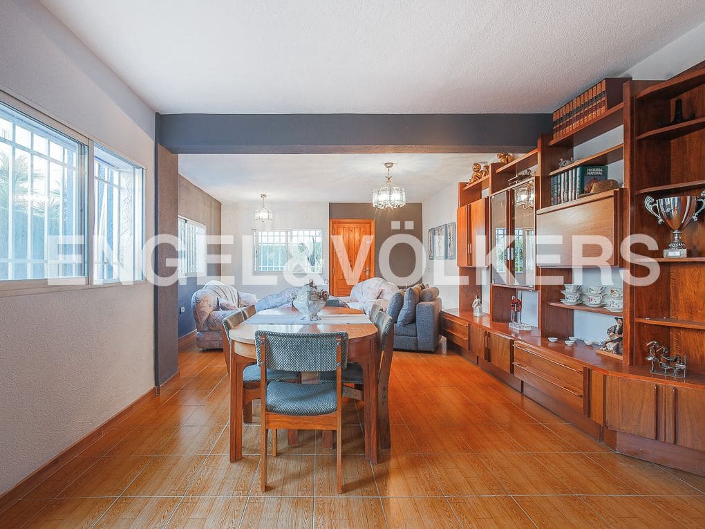 4 Zimmer Villa zu verkaufen in Canet d'En Berenguer mit Pool Garage - 750.000 € (Ref: 9080354)