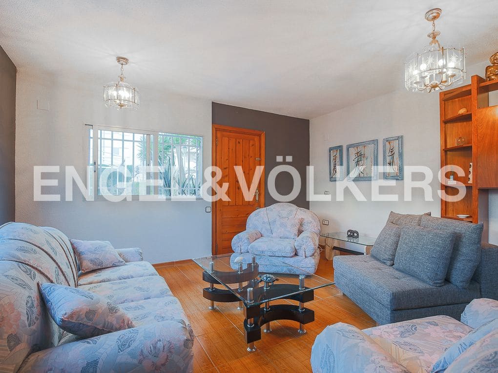 4 Zimmer Villa zu verkaufen in Canet d'En Berenguer mit Pool Garage - 750.000 € (Ref: 9080354)