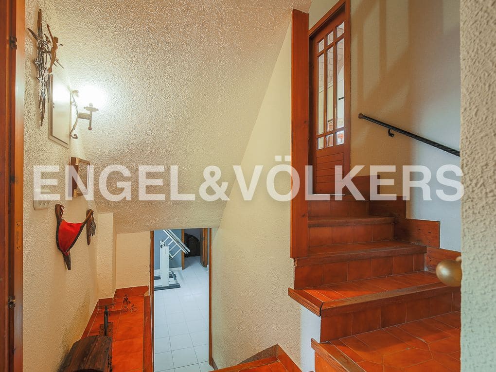 4 Zimmer Villa zu verkaufen in Canet d'En Berenguer mit Pool Garage - 750.000 € (Ref: 9080354)