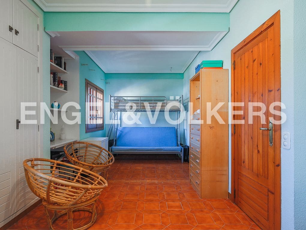 4 Zimmer Villa zu verkaufen in Canet d'En Berenguer mit Pool Garage - 750.000 € (Ref: 9080354)