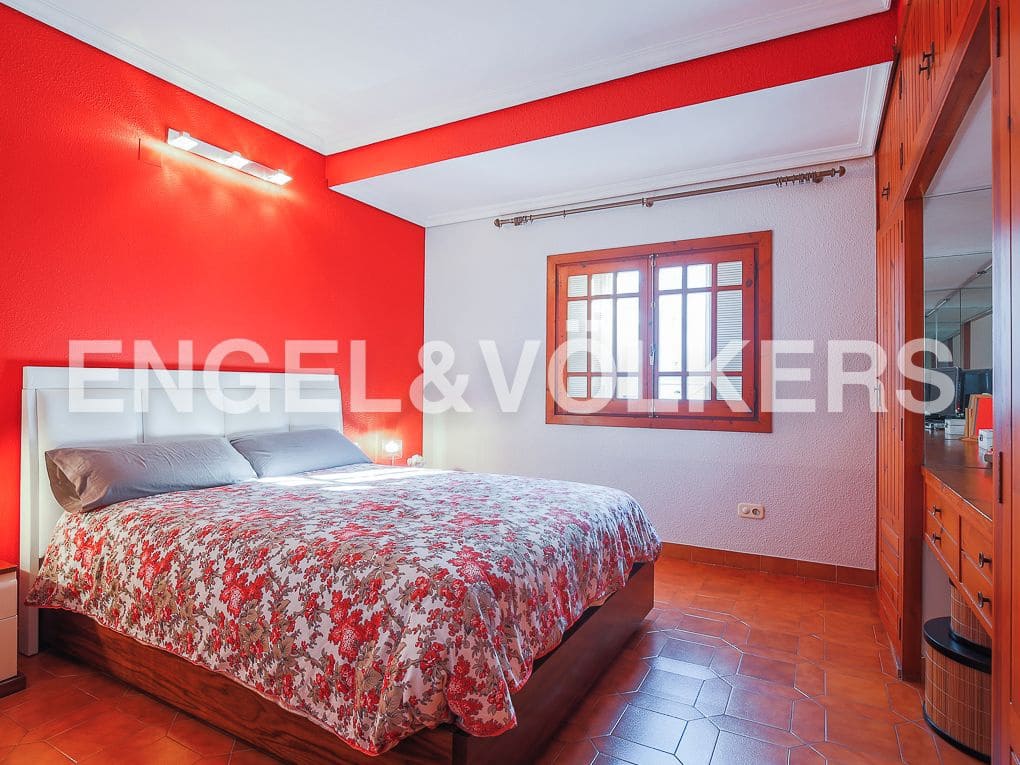 4 Zimmer Villa zu verkaufen in Canet d'En Berenguer mit Pool Garage - 750.000 € (Ref: 9080354)