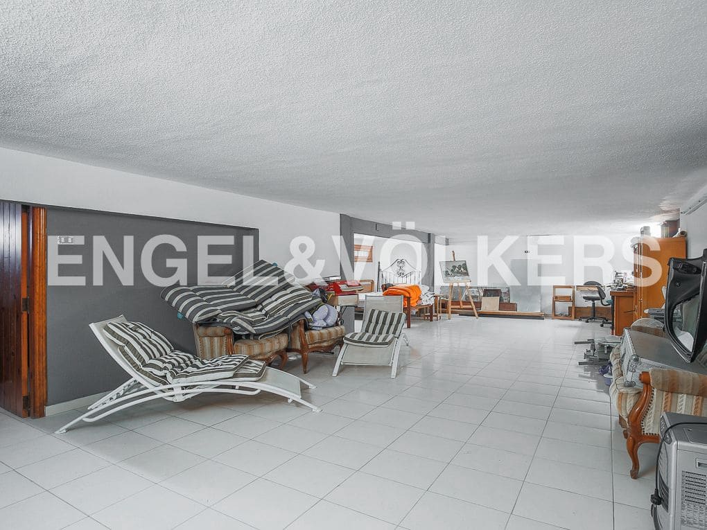 4 Zimmer Villa zu verkaufen in Canet d'En Berenguer mit Pool Garage - 750.000 € (Ref: 9080354)