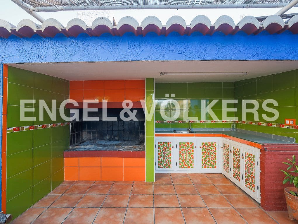 4 Zimmer Villa zu verkaufen in Canet d'En Berenguer mit Pool Garage - 750.000 € (Ref: 9080354)
