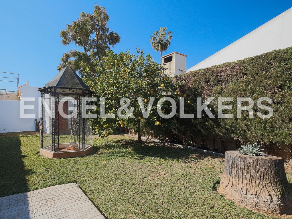 4 Zimmer Villa zu verkaufen in Canet d'En Berenguer mit Pool Garage - 750.000 € (Ref: 9080354)