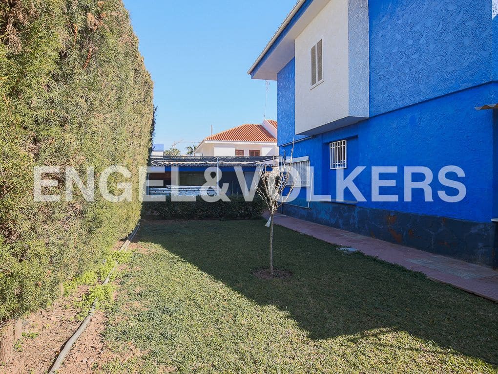 4 Zimmer Villa zu verkaufen in Canet d'En Berenguer mit Pool Garage - 750.000 € (Ref: 9080354)