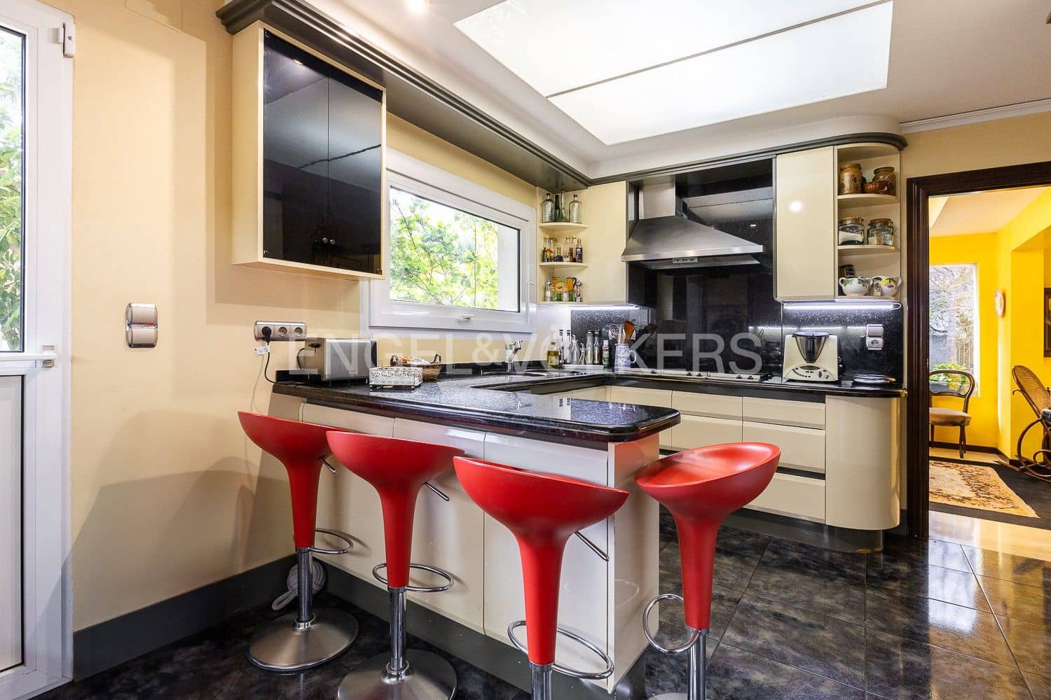 4 soveværelse Villa til salg i Denia med swimmingpool garage - € 1.190.000 (Ref: 9080365)