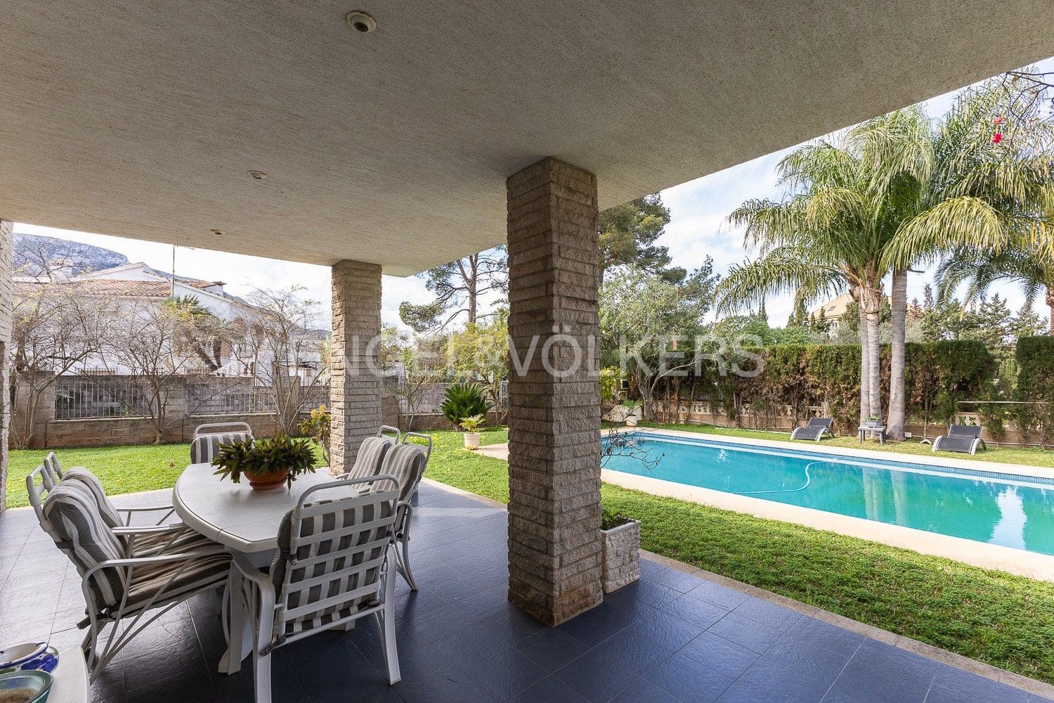4 soveværelse Villa til salg i Denia med swimmingpool garage - € 1.190.000 (Ref: 9080365)