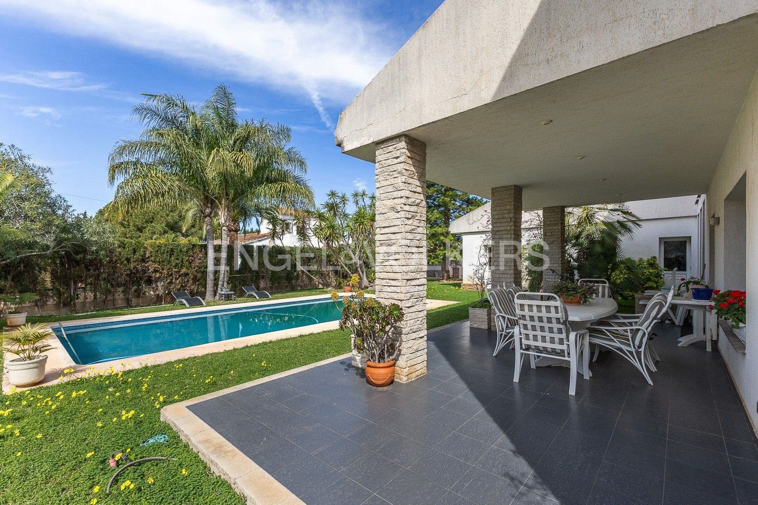 4 soveværelse Villa til salg i Denia med swimmingpool garage - € 1.190.000 (Ref: 9080365)