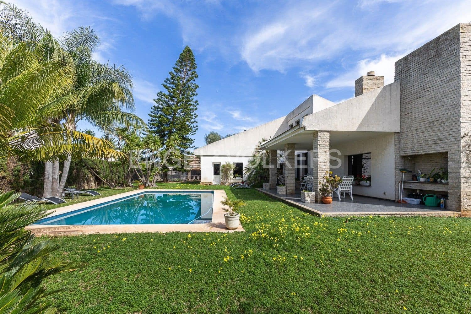 4 soveværelse Villa til salg i Denia med swimmingpool garage - € 1.190.000 (Ref: 9080365)