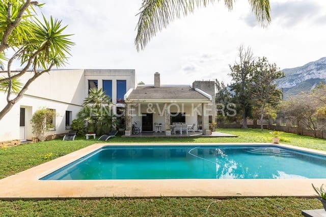 4 soveværelse Villa til salg i El Montgó, Dénia med swimmingpool garage - € 1.190.000 (Ref: 9080365)