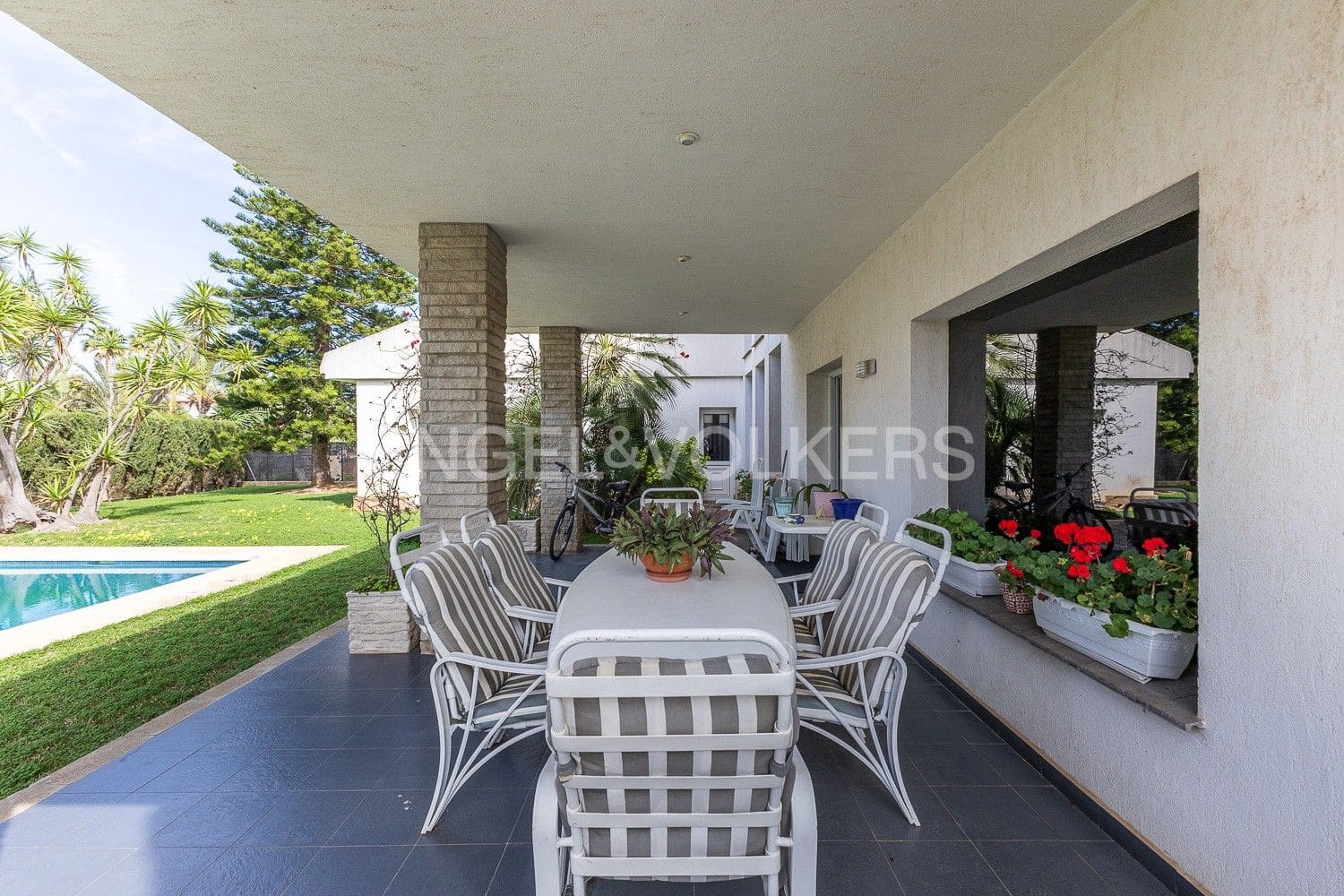 4 soveværelse Villa til salg i Denia med swimmingpool garage - € 1.190.000 (Ref: 9080365)