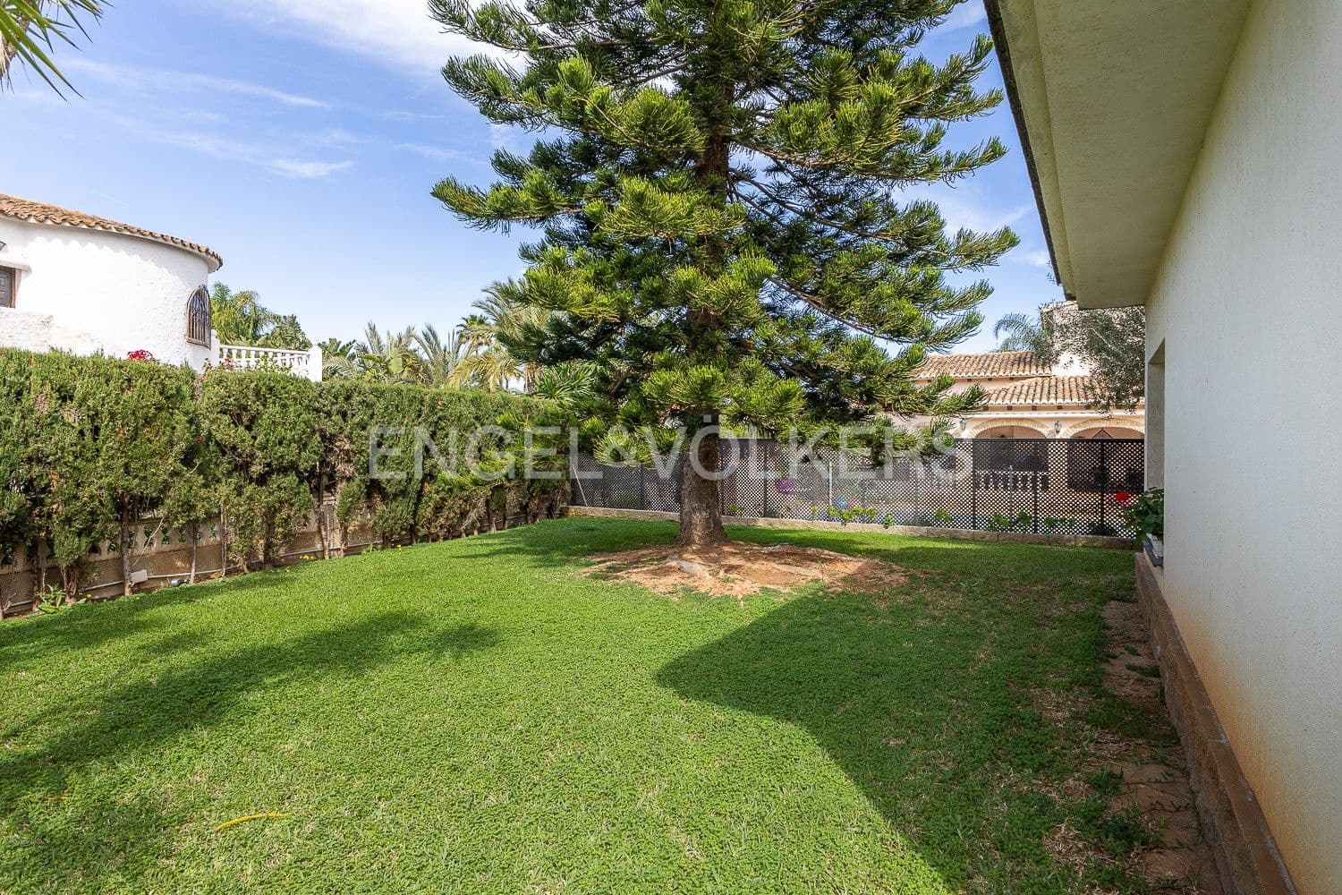 4 soveværelse Villa til salg i Denia med swimmingpool garage - € 1.190.000 (Ref: 9080365)