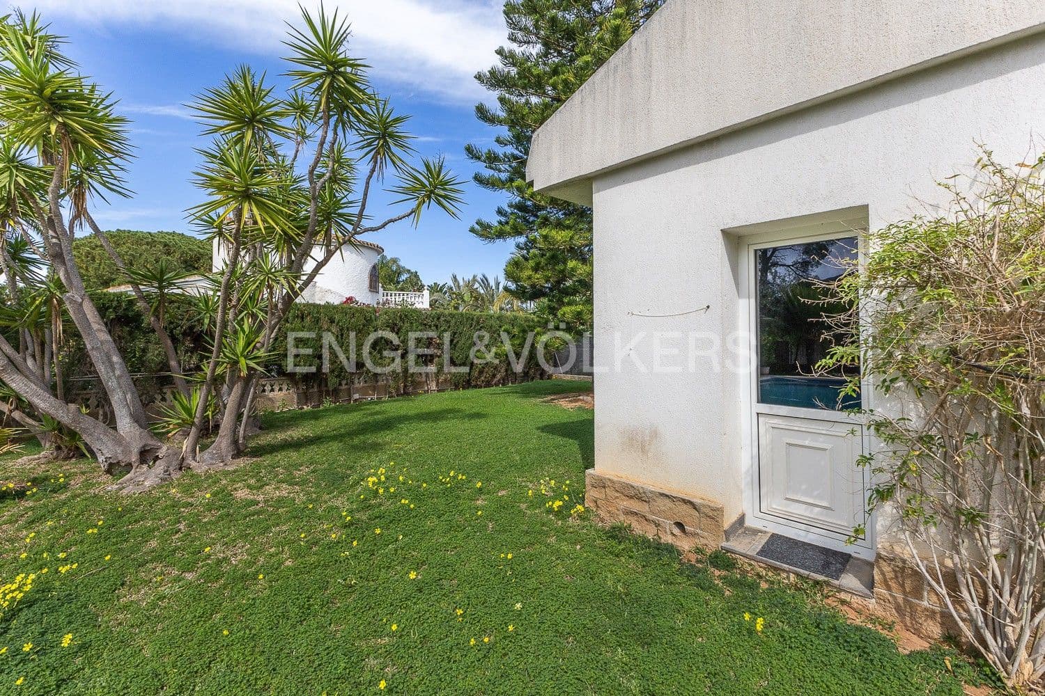 4 soveværelse Villa til salg i Denia med swimmingpool garage - € 1.190.000 (Ref: 9080365)