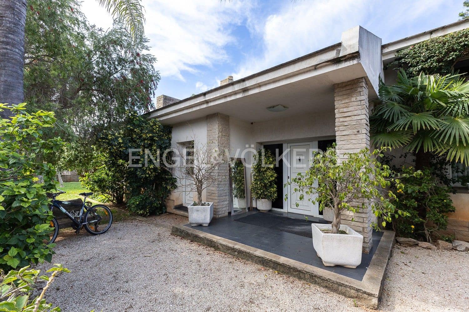 4 soveværelse Villa til salg i Denia med swimmingpool garage - € 1.190.000 (Ref: 9080365)