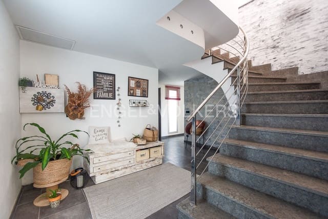 Chalet de 3 habitaciones en Vinaròs en venta con garaje - 395.000 € (Ref: 9080384)