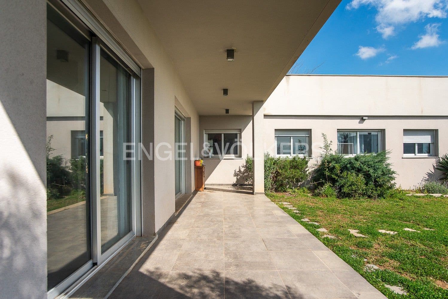 Chalet de 3 habitaciones en Vinaròs en venta con garaje - 395.000 € (Ref: 9080384)
