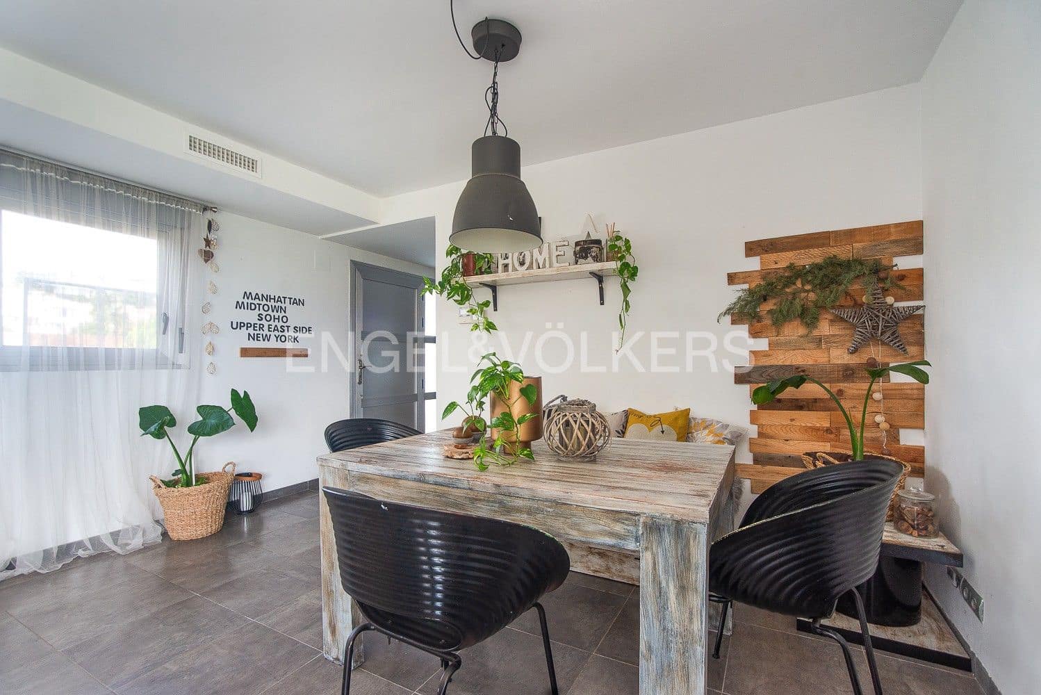 Chalet de 3 habitaciones en Vinaròs en venta con garaje - 395.000 € (Ref: 9080384)