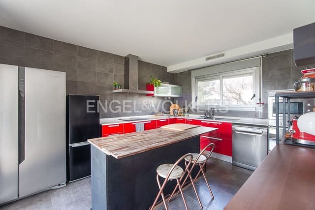 Chalet de 3 habitaciones en Vinaròs en venta con garaje - 395.000 € (Ref: 9080384)