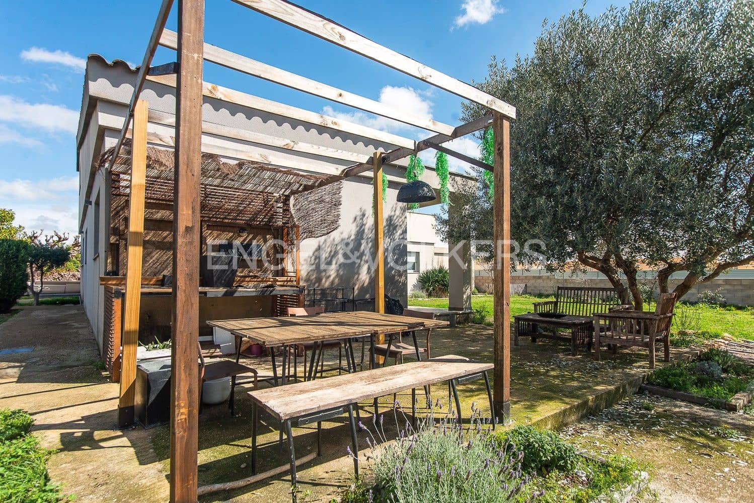 Chalet de 3 habitaciones en Vinaròs en venta con garaje - 395.000 € (Ref: 9080384)