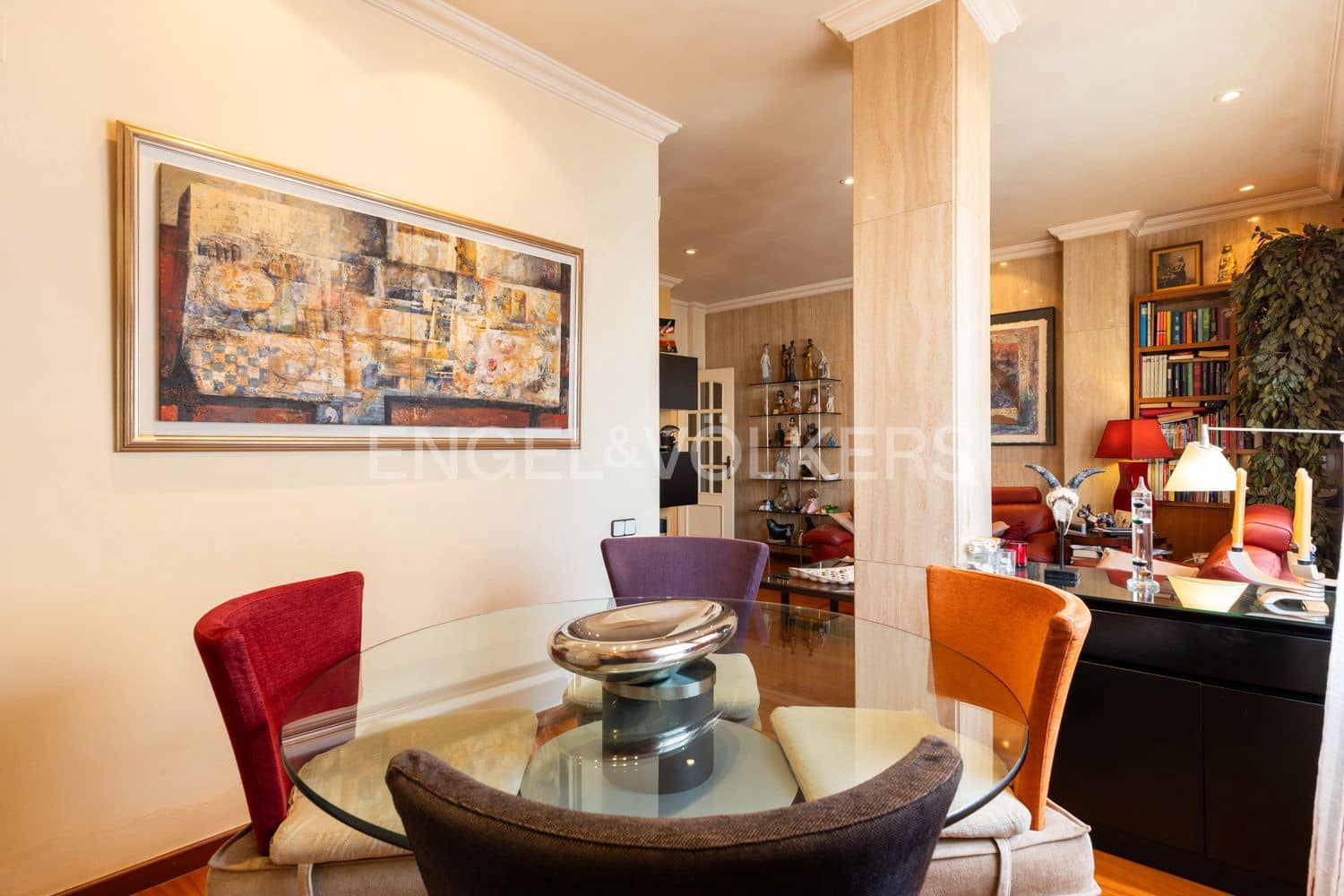 Piso de 3 habitaciones en València ciudad en venta con garaje - 375.000 € (Ref: 9080394)