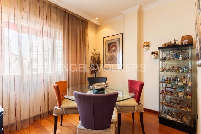 Piso de 3 habitaciones en Arrancapins, València ciudad en venta con garaje - 375.000 € (Ref: 9080394)