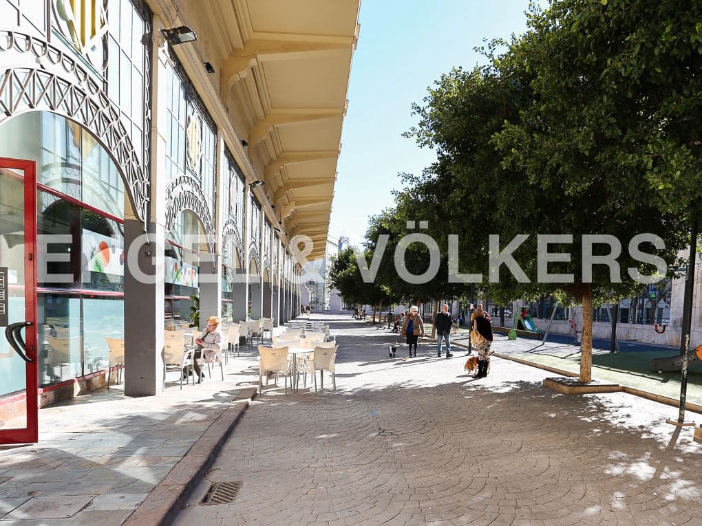 Piso de 3 habitaciones en València ciudad en venta con garaje - 375.000 € (Ref: 9080394)