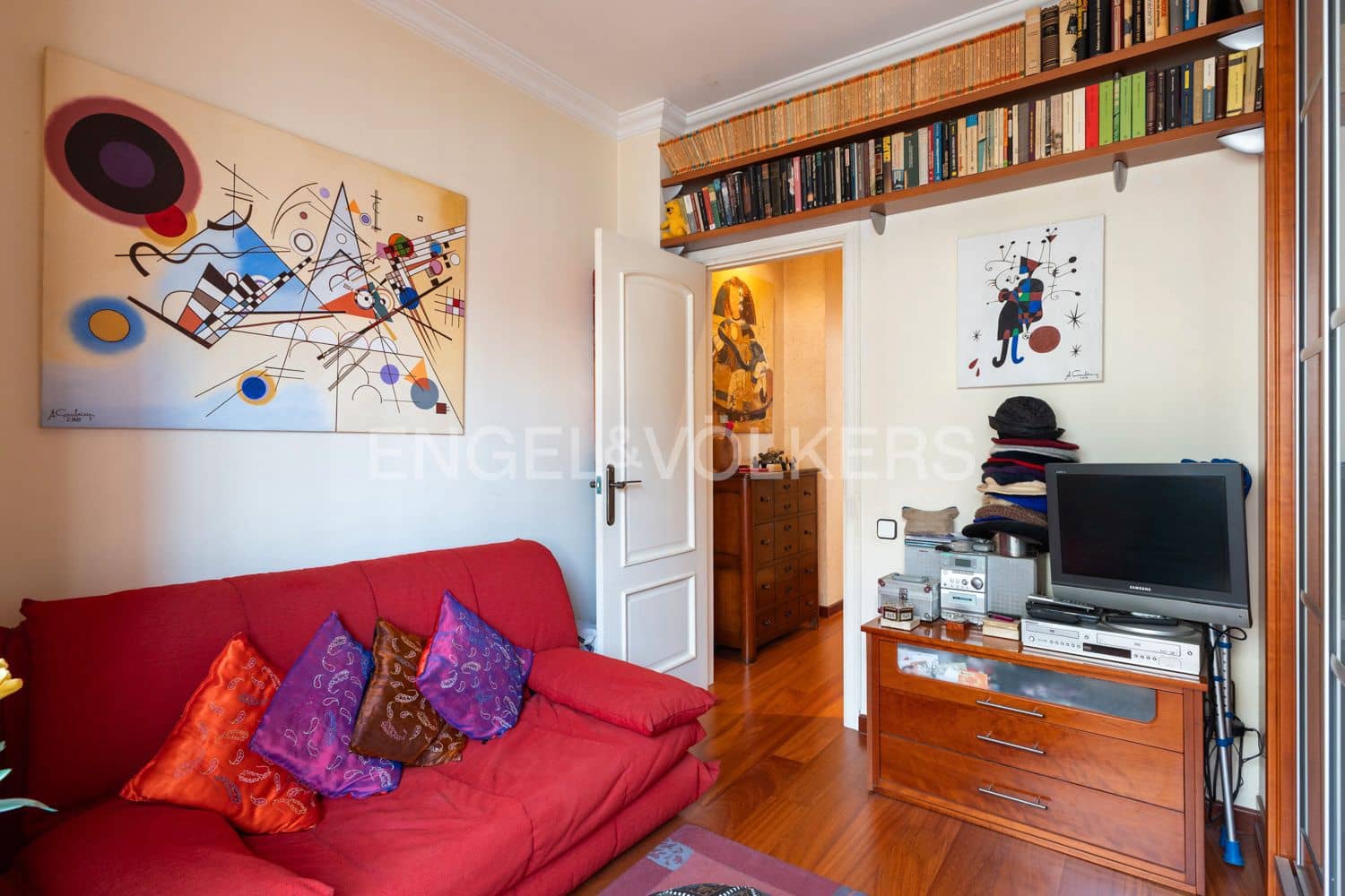 Piso de 3 habitaciones en València ciudad en venta con garaje - 375.000 € (Ref: 9080394)