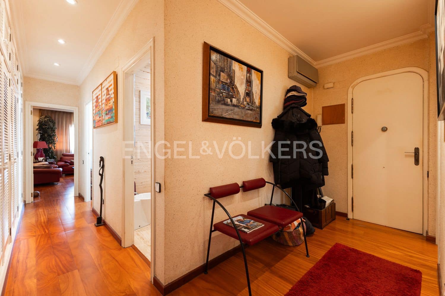 Piso de 3 habitaciones en València ciudad en venta con garaje - 375.000 € (Ref: 9080394)