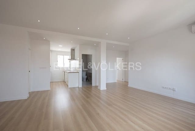 3 bedroom Apartment for sale in Mont-Olivet, Valencia city - € 350,000 (Ref: 9080407)