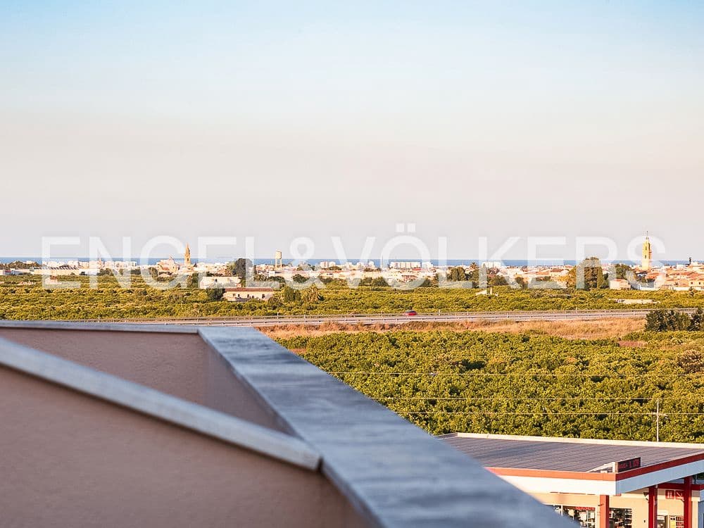 3 bedroom Penthouse for sale in Beniarjo with garage - € 265,000 (Ref: 9080412)