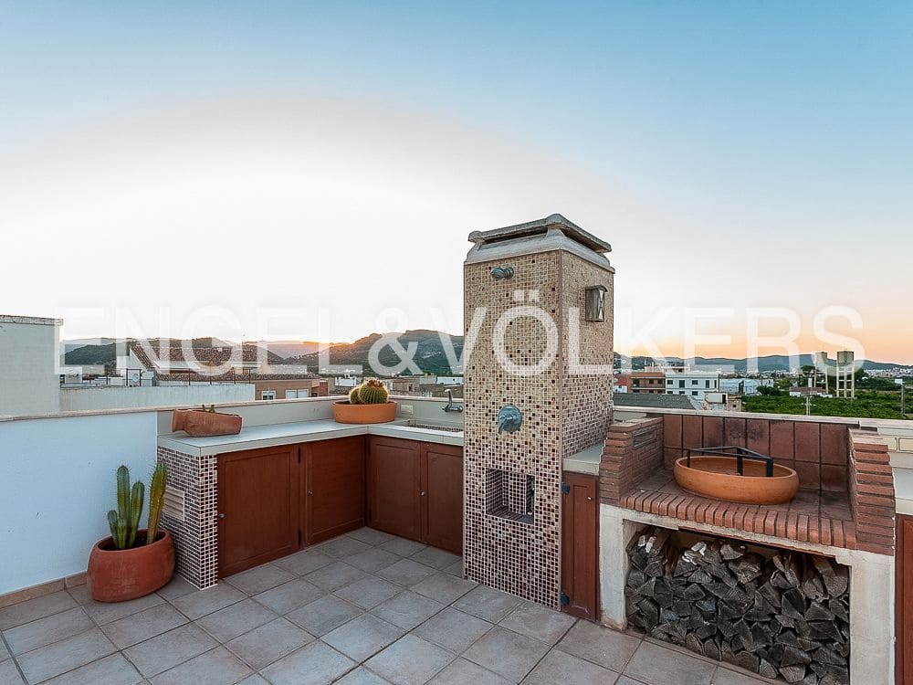 3 bedroom Penthouse for sale in Beniarjo with garage - € 265,000 (Ref: 9080412)