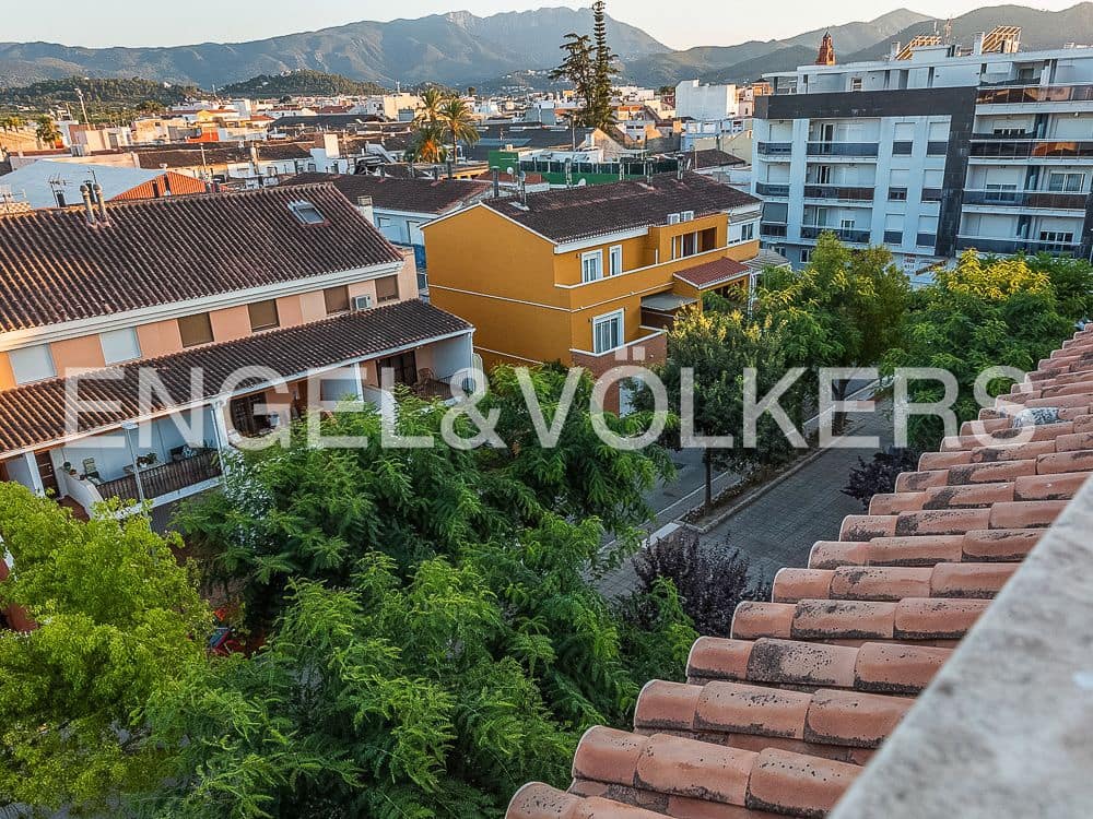 3 bedroom Penthouse for sale in Beniarjo with garage - € 265,000 (Ref: 9080412)