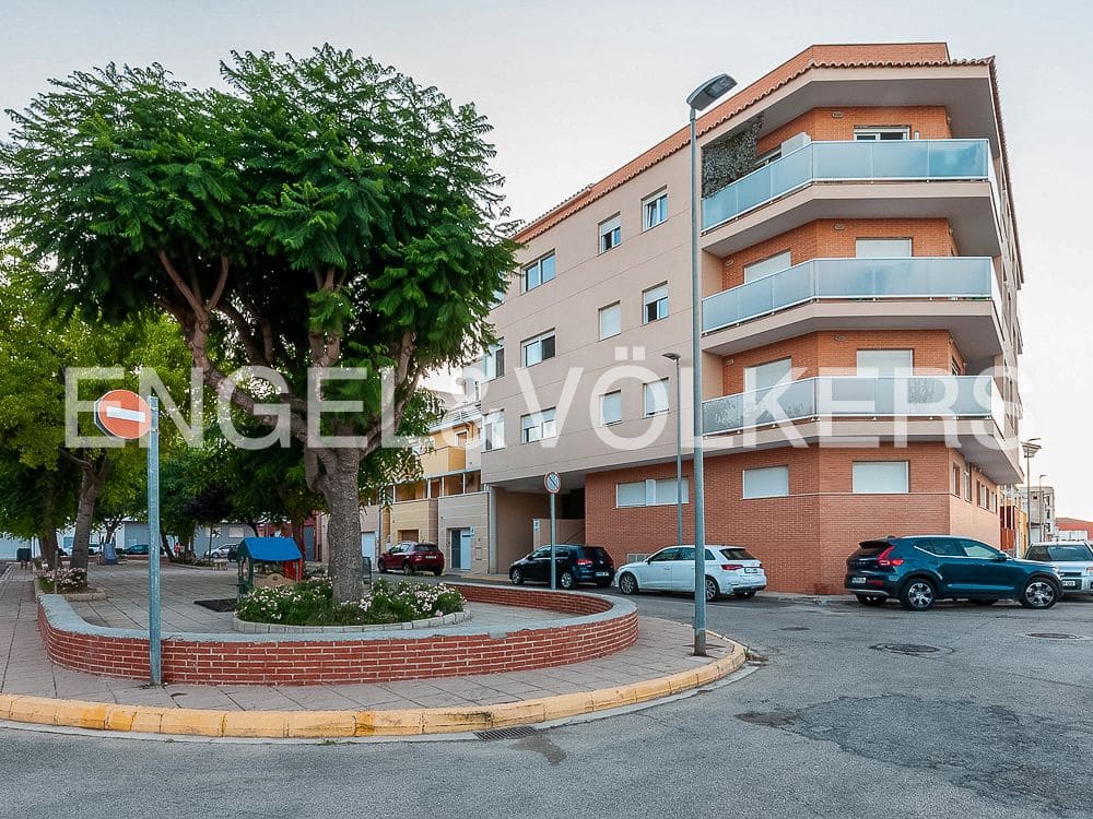 3 bedroom Penthouse for sale in Beniarjo with garage - € 265,000 (Ref: 9080412)