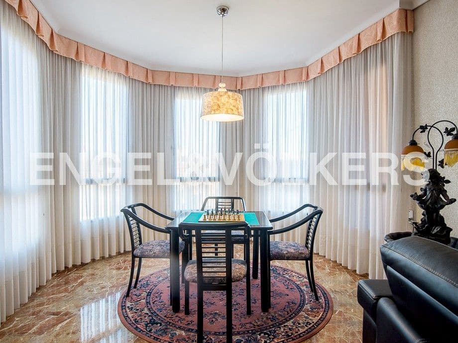 Piso de 5 habitaciones en Vila-real en venta con garaje - 260.000 € (Ref: 9080415)