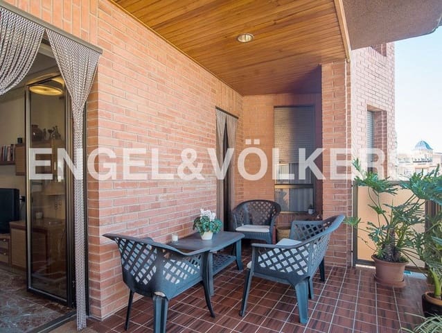 Piso de 5 habitaciones en Vila-real en venta con garaje - 260.000 € (Ref: 9080415)