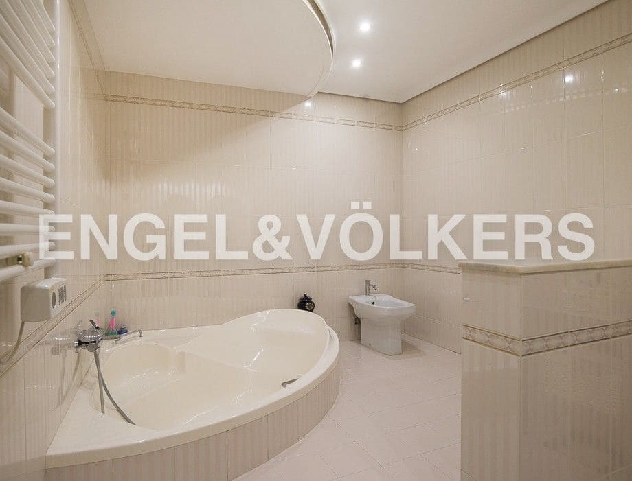 Piso de 5 habitaciones en Vila-real en venta con garaje - 260.000 € (Ref: 9080415)