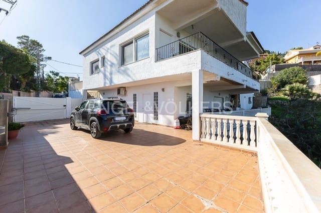 4 quarto Moradia para venda em Real de Gandía com piscina garagem - 650 000 € (Ref: 9080424)