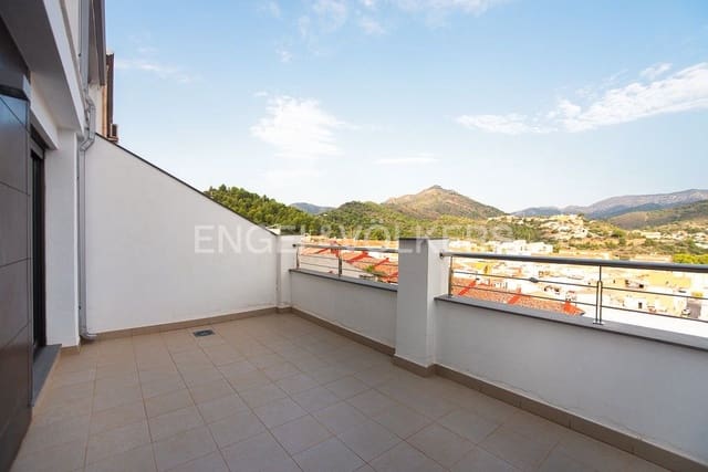 3 bedroom Townhouse for sale in La Vall d'Uixó with garage - € 400,000 (Ref: 9080437)