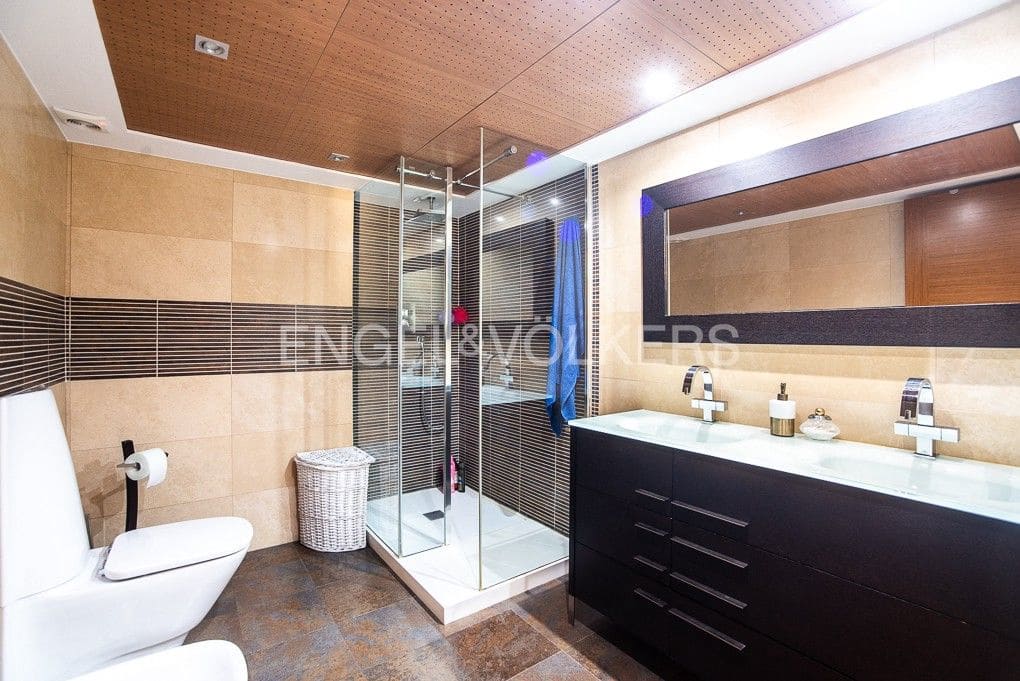 3 bedroom Townhouse for sale in La Vall d'Uixo with garage - € 400,000 (Ref: 9080437)