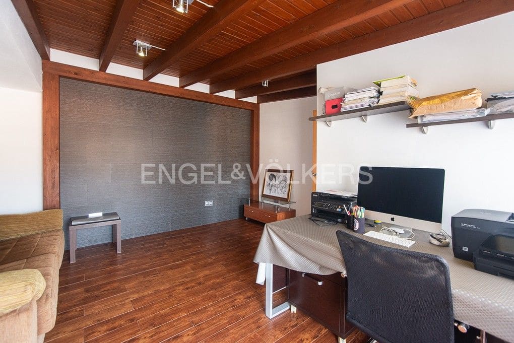 3 bedroom Townhouse for sale in La Vall d'Uixo with garage - € 400,000 (Ref: 9080437)