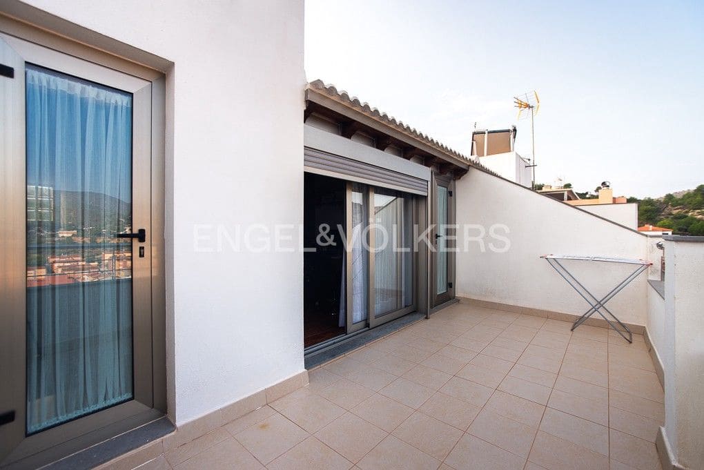 3 bedroom Townhouse for sale in La Vall d'Uixo with garage - € 400,000 (Ref: 9080437)