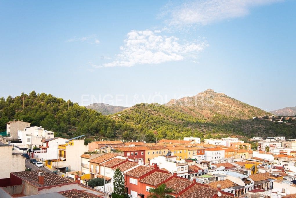 3 bedroom Townhouse for sale in La Vall d'Uixo with garage - € 400,000 (Ref: 9080437)