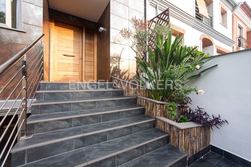 3 bedroom Townhouse for sale in La Vall d'Uixo with garage - € 400,000 (Ref: 9080437)