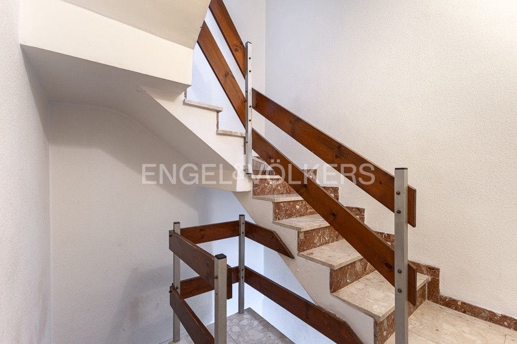 5 bedroom Townhouse for sale in Sueca with garage - € 310,000 (Ref: 9080443)
