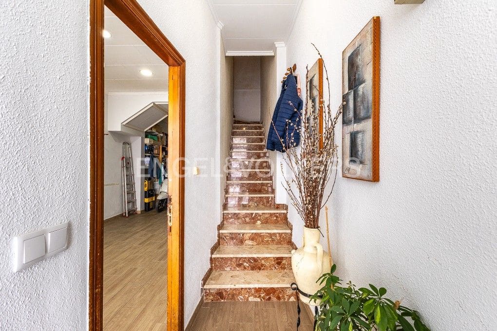 5 bedroom Townhouse for sale in Sueca with garage - € 310,000 (Ref: 9080443)