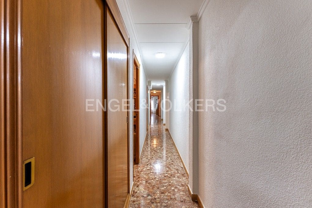 5 bedroom Townhouse for sale in Sueca with garage - € 310,000 (Ref: 9080443)