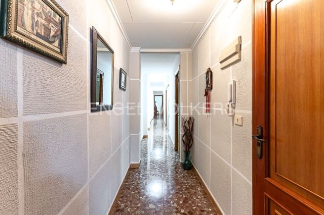 5 quarto Casa em Banda para venda em Sueca com garagem - 310 000 € (Ref: 9080443)